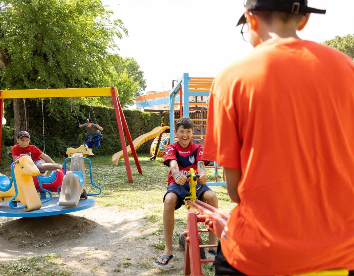 Camping Classe Village Lido di Dante Extérieur photo